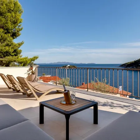 Cristal Blue By Guide Blato (Korcula)