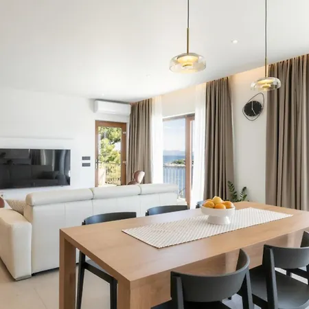 Cristal Blue By Guide 别墅 Blato (Korcula)