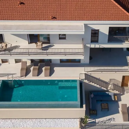 Cristal Blue By Guide 别墅 *