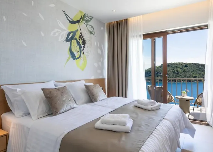 Villa Cristal Blue By Guide *