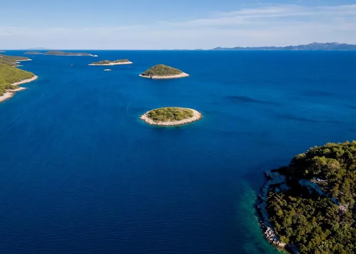 Cristal Blue By Guide Villa *